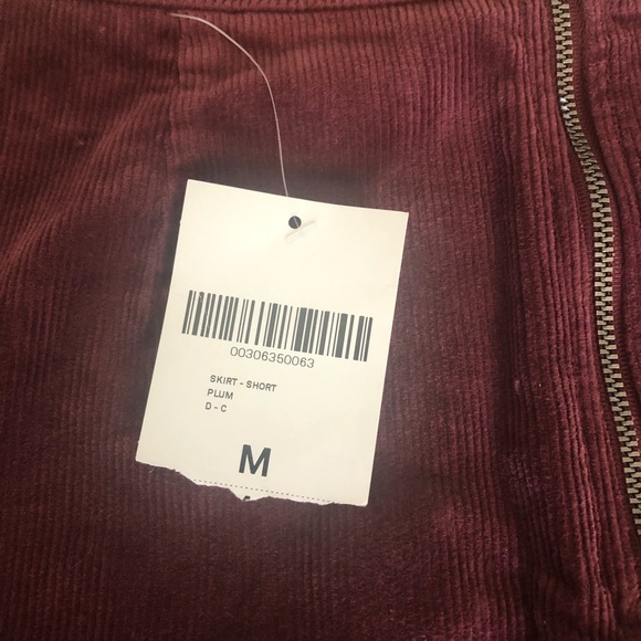 FOREVER 21 MINI SKIRT - Picture 6 of 7